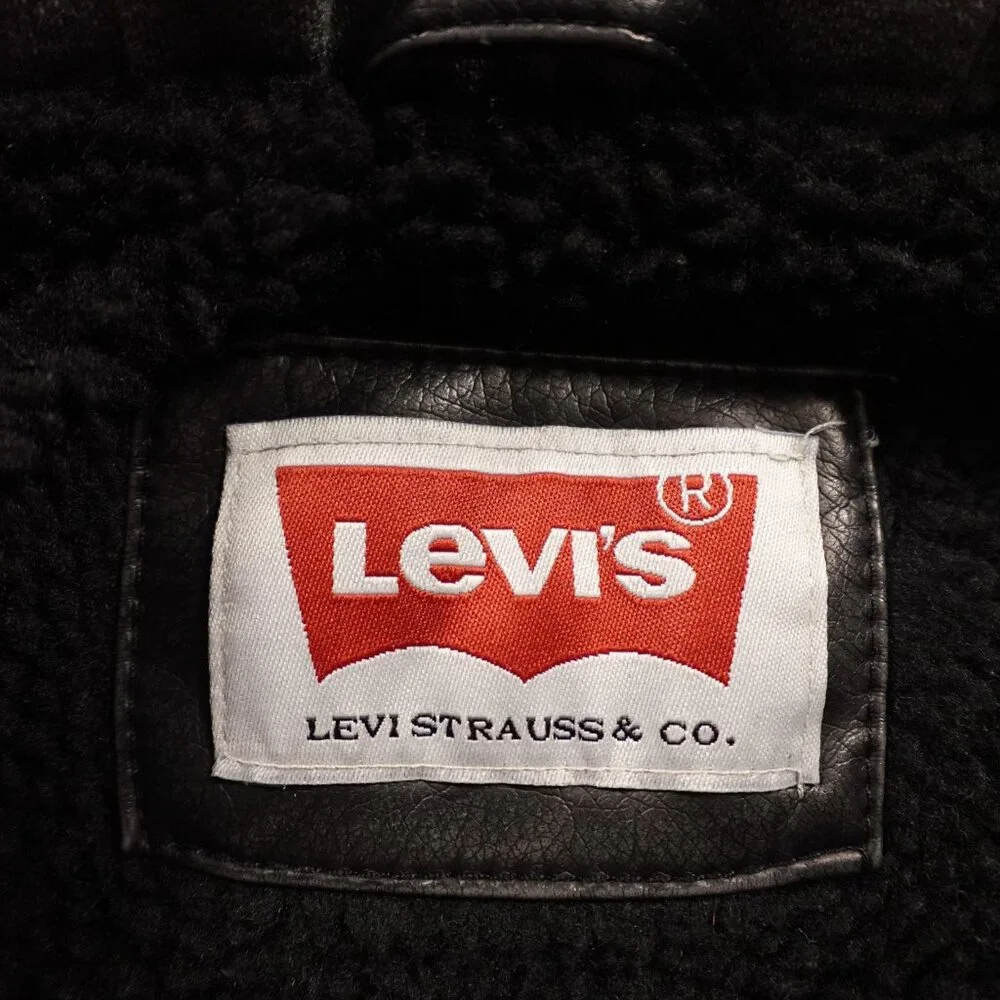 Levis levi’s faux